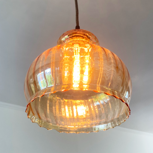 suspension-vintage-verre-allumee
