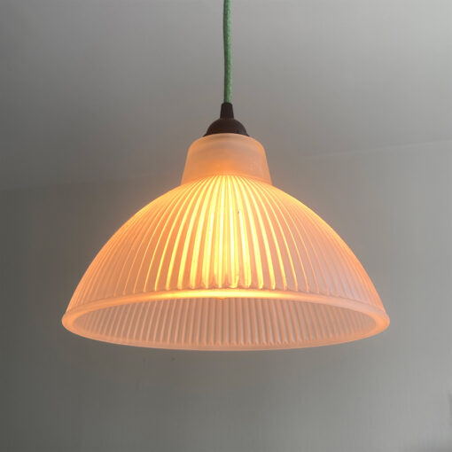 suspension-vintage-verre-allumee