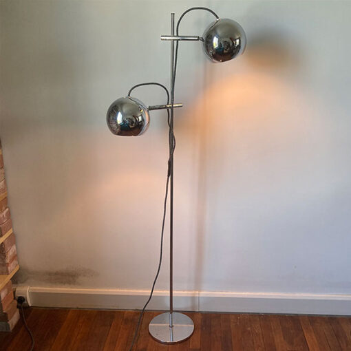 lampadaire-vintage-eye-ball-allumeee
