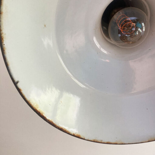 suspension-industrielle-metal