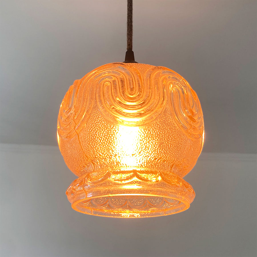 suspension-vintage-verre-vague-allumee