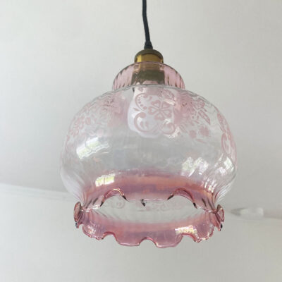suspension-ancienne-verre-rose